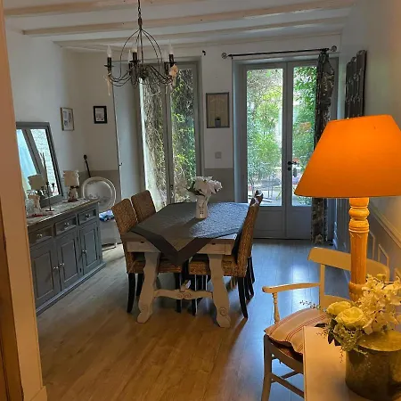 Holiday home Agreable Maison *